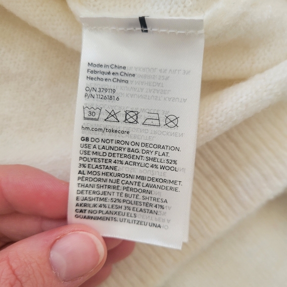 Hm cropped pearl sweater - Picture 3 of 5